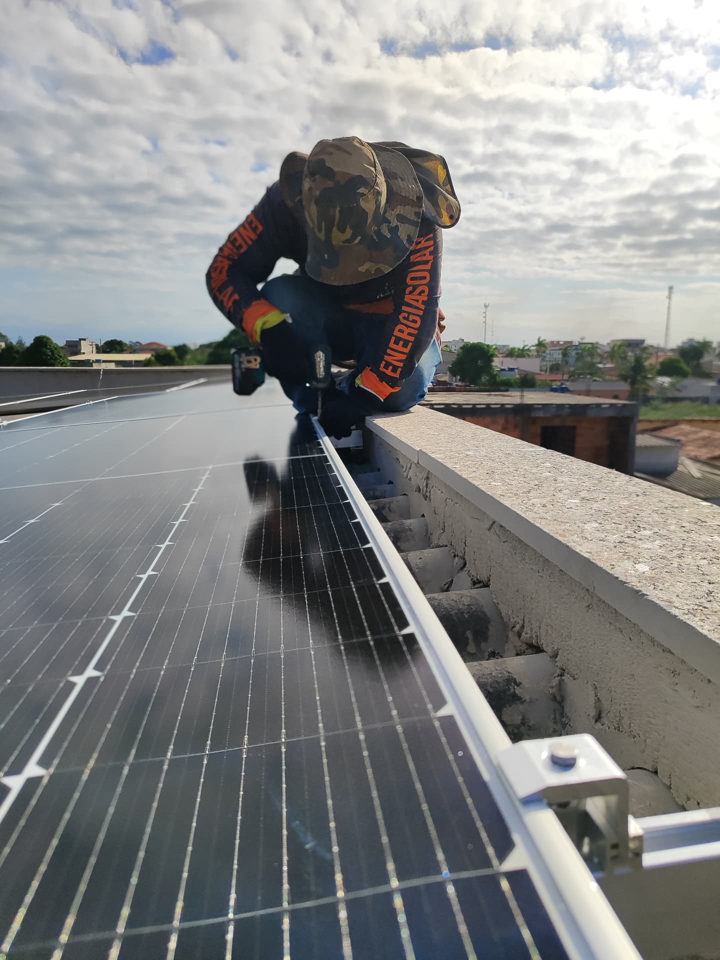 On-Grid, Híbrido ou Off-Grid: qual escolher?